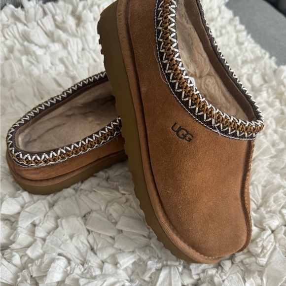 Ugg Tasman Slipper - Picture 4 of 6